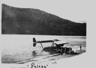 avioneta y playa